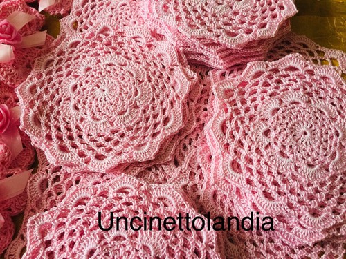 Centrino rosa per bomboniera